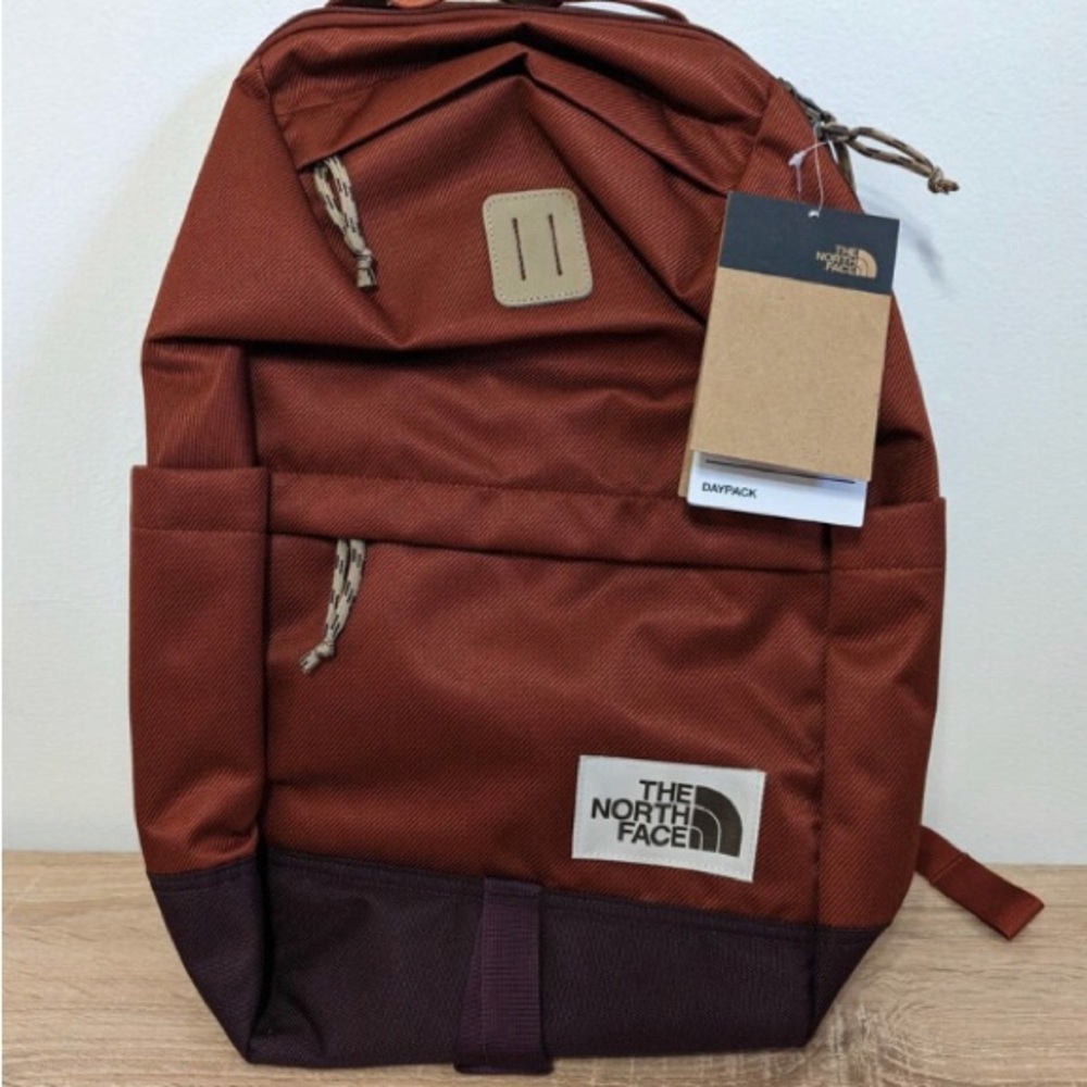 NWT The North Face Daypack Backpack in Brandy Brown